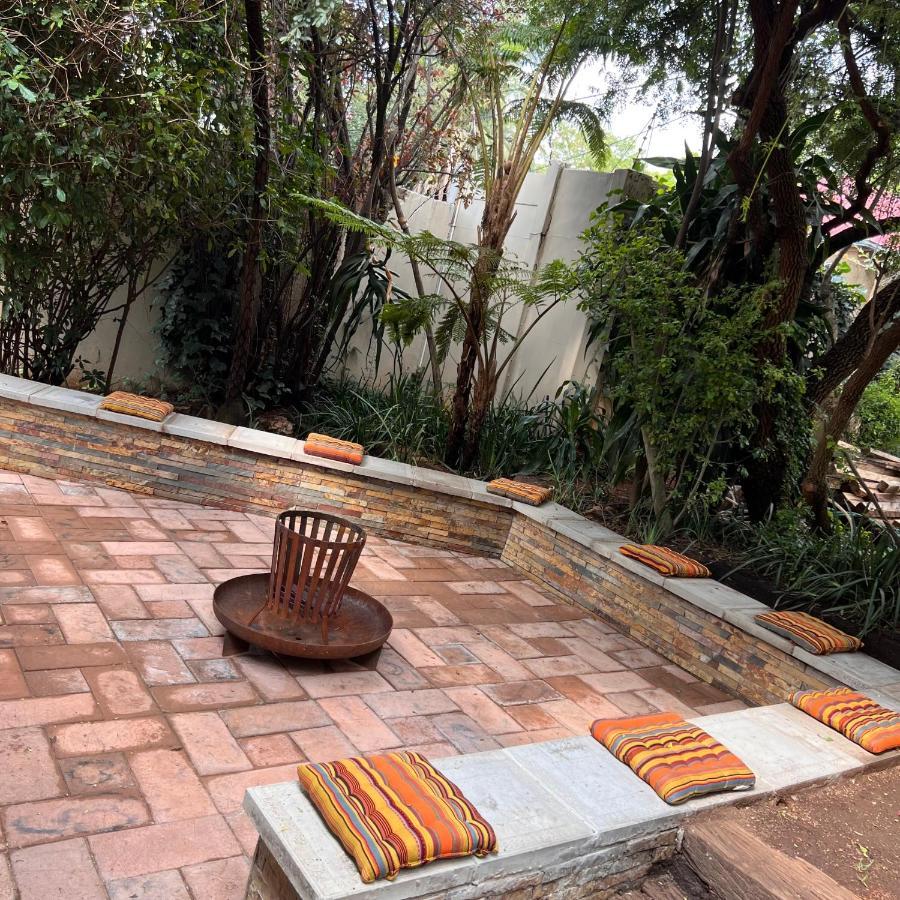 Ferienwohnung Peaceful@Swansea In Rosebank-Parkwood Johannesburg Exterior foto